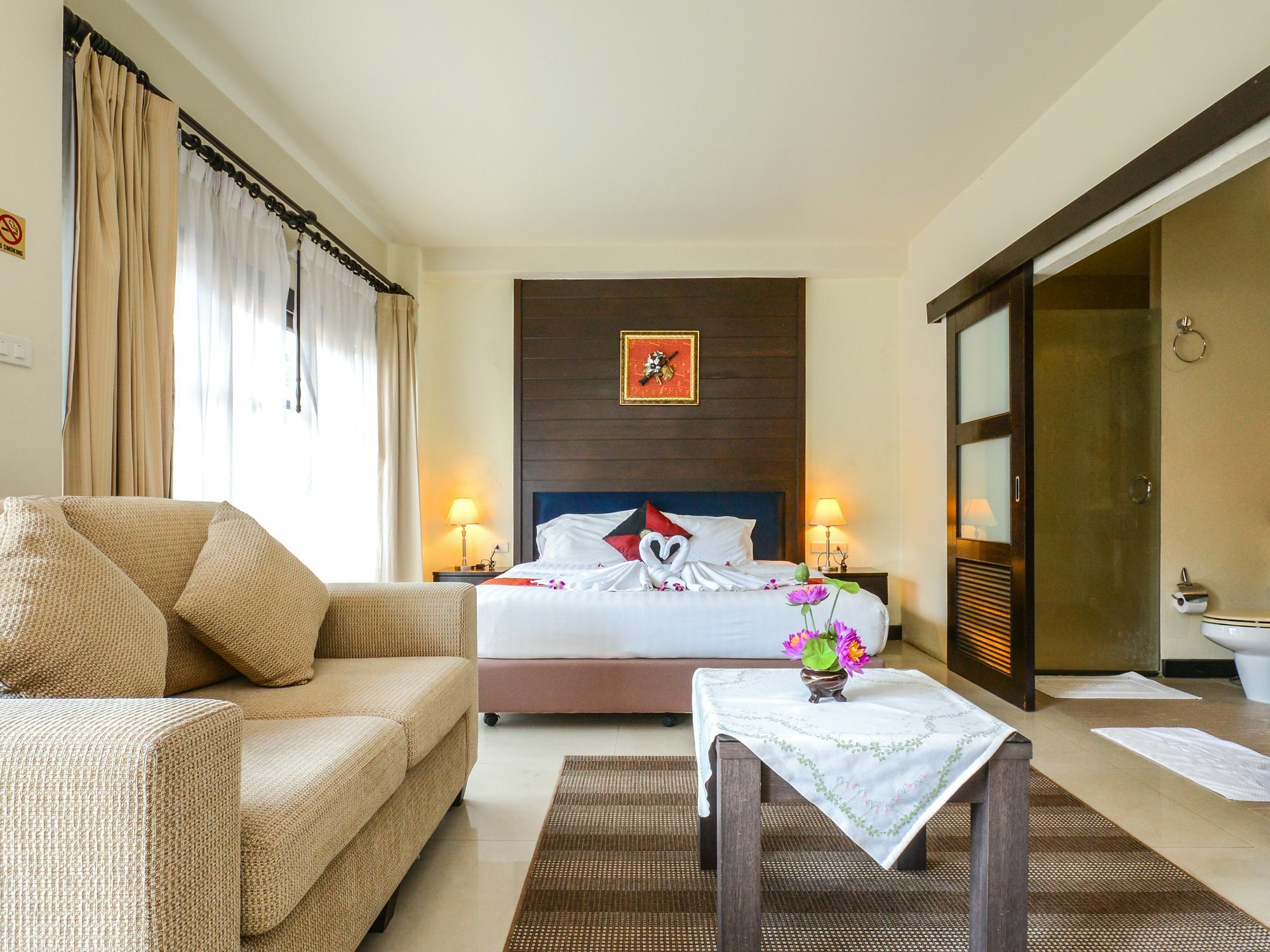 Enjoy'S Beach House & Cafe' Ban Karon المظهر الخارجي الصورة