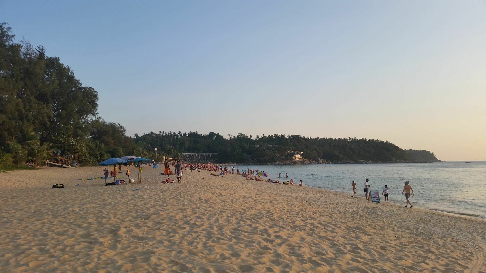 Enjoy'S Beach House & Cafe' Ban Karon المظهر الخارجي الصورة