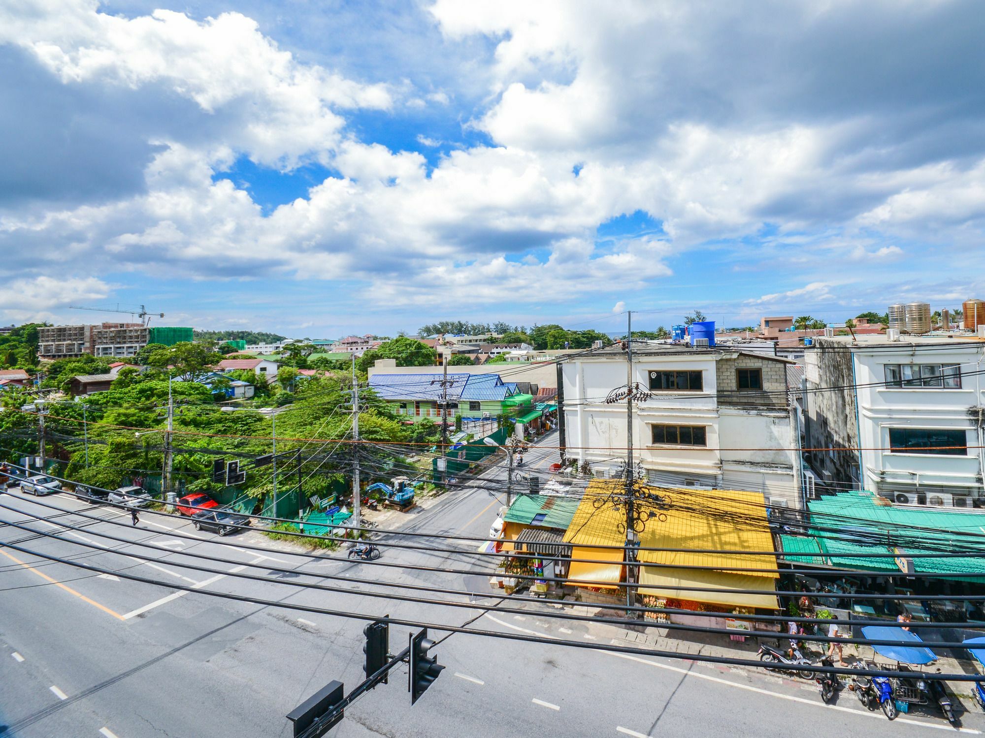 Enjoy'S Beach House & Cafe' Ban Karon المظهر الخارجي الصورة